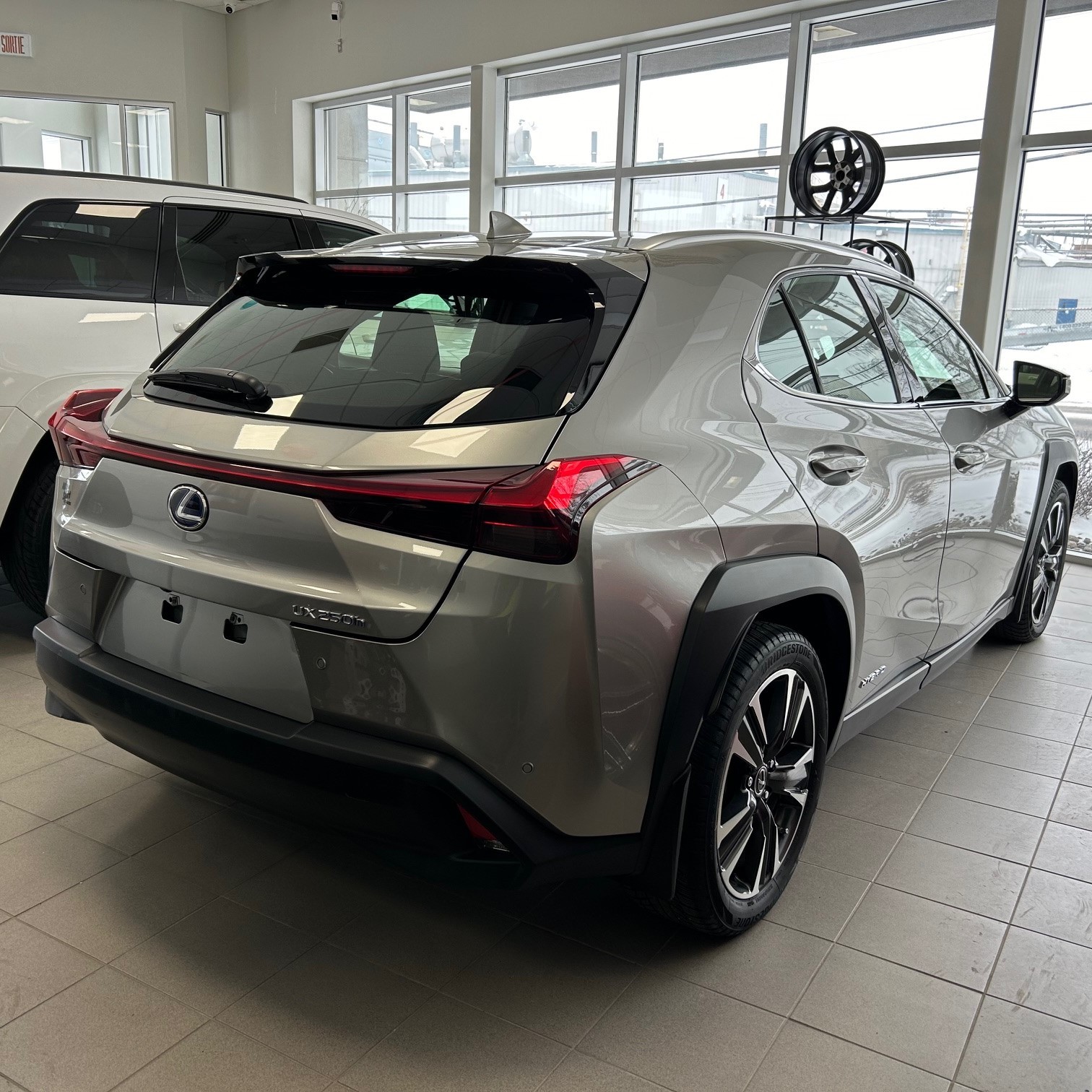 individual car image