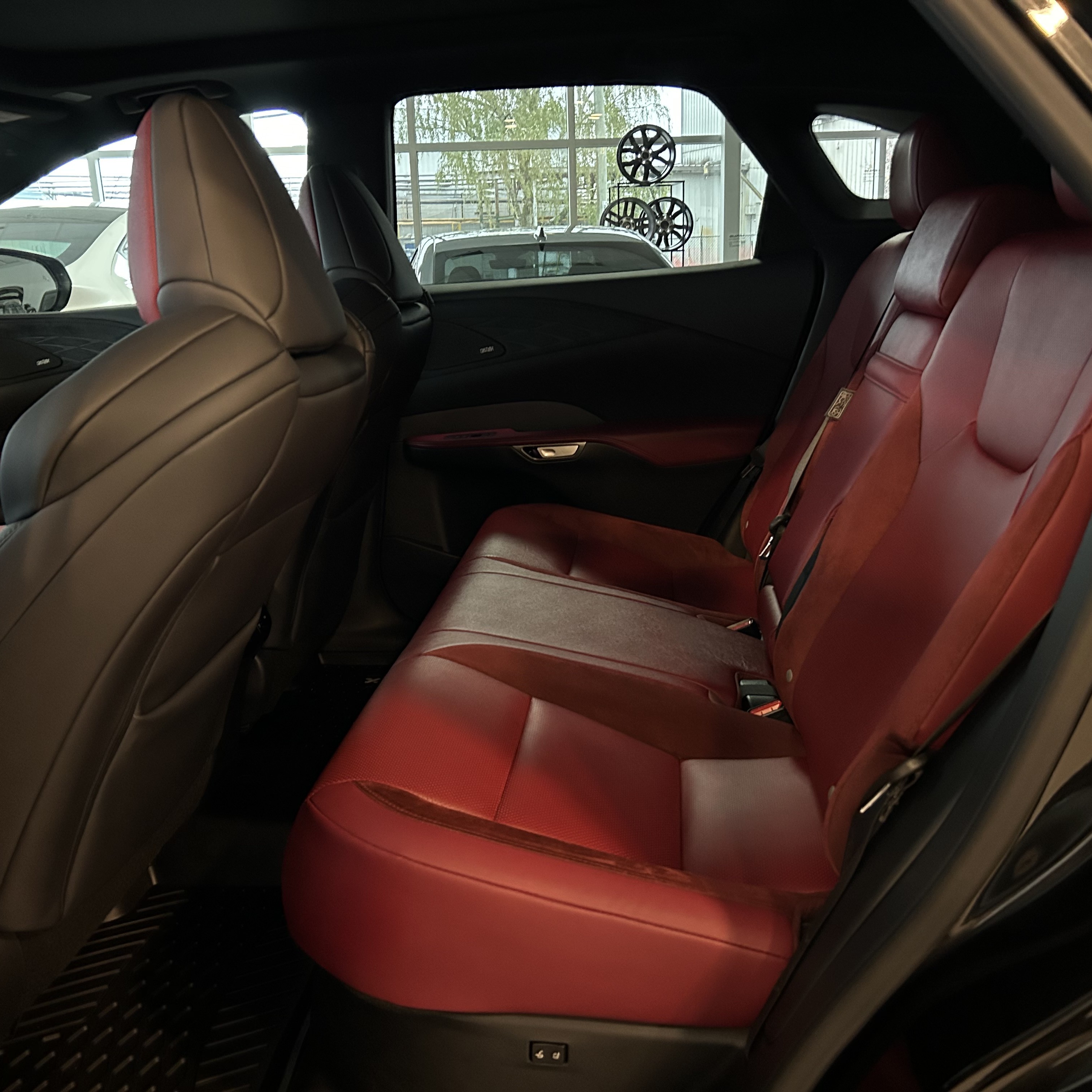 individual car image